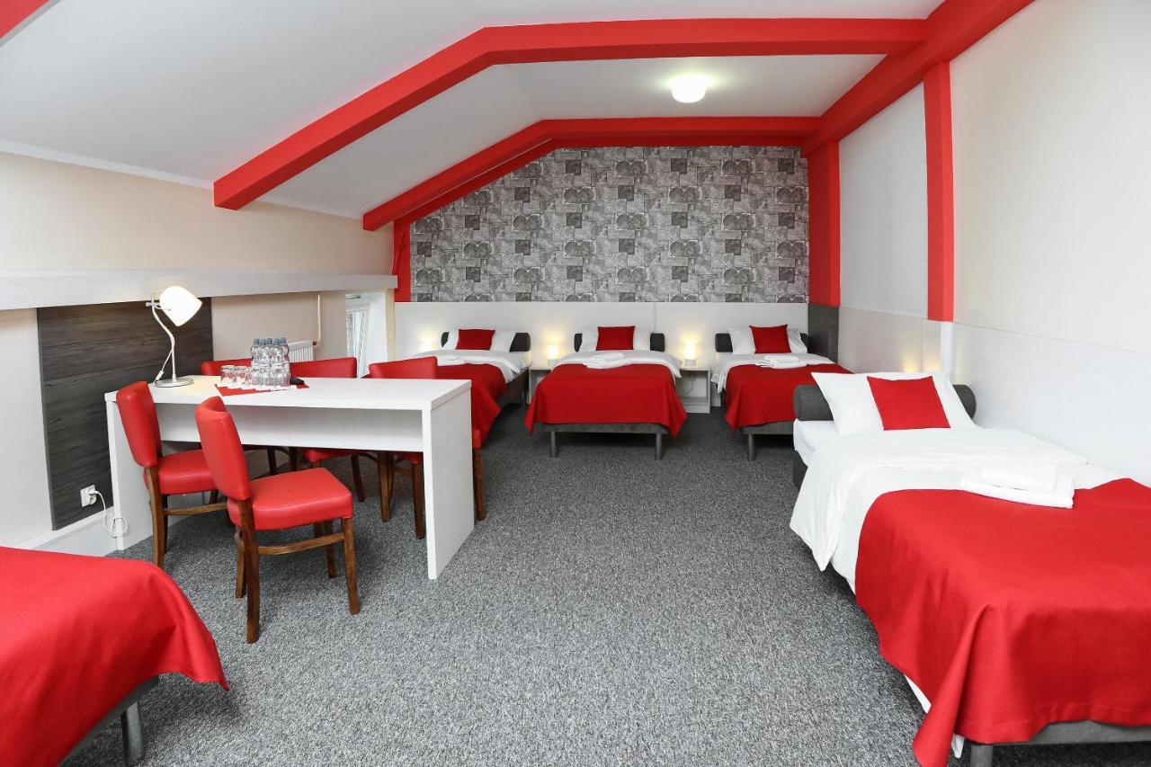 Hostel Przystanek Stary Toruń Extérieur photo